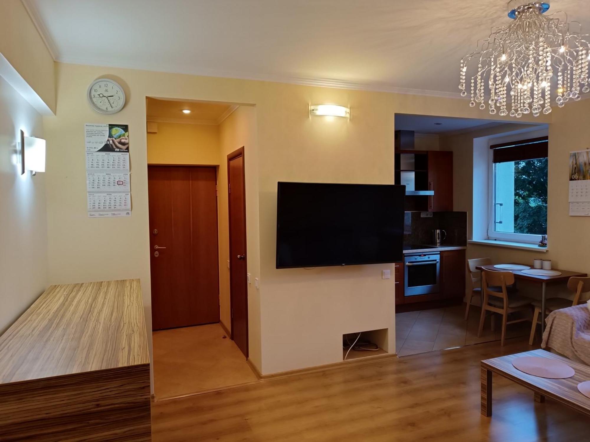 Quiet Dzelzavas Street Apartment Riga Extérieur photo